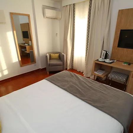 贝斯特韦斯特贝纳多教堂酒店 3*