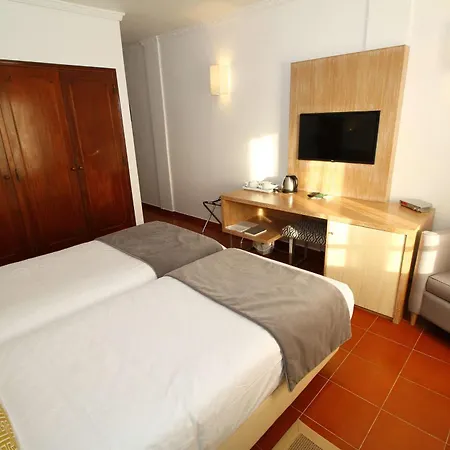 贝斯特韦斯特贝纳多教堂酒店 3*