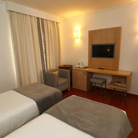 酒店 贝斯特韦斯特贝纳多教堂酒店