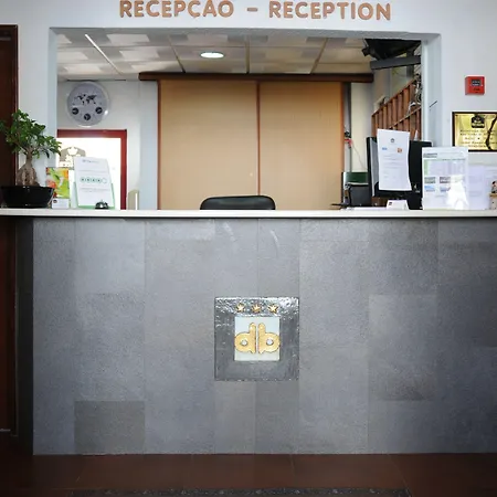 Western Dom Bernardo פארו