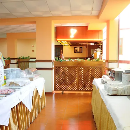 酒店 贝斯特韦斯特贝纳多教堂酒店 3*