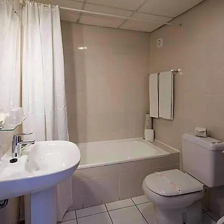 Western Dom Bernardo Otel