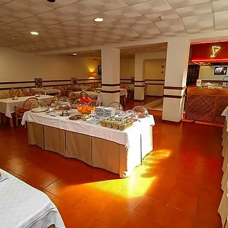 Western Dom Bernardo Otel 3*