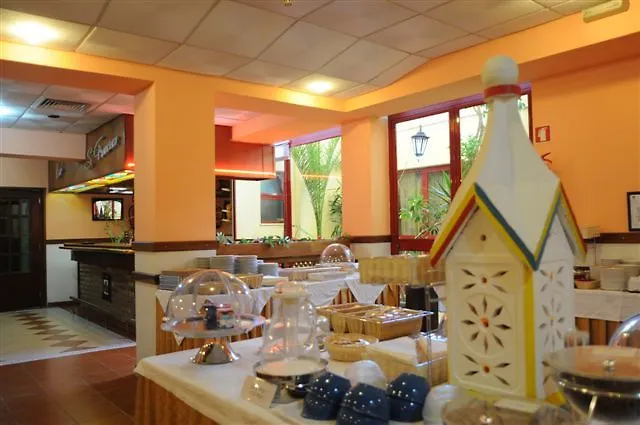 מלון Western Dom Bernardo 3*