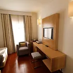 Hotel Western Dom Bernardo