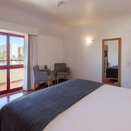 Western Dom Bernardo Hotel 3*