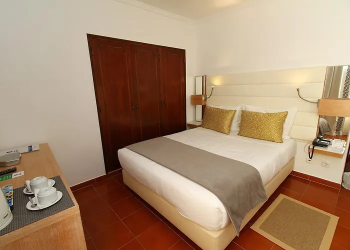 Hotel Western Dom Bernardo